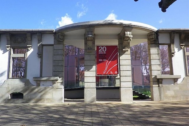 Bibliotecas e casa da juventude