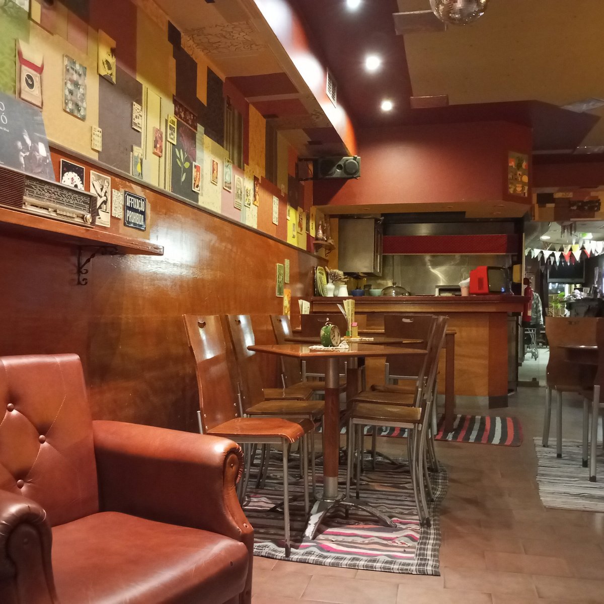 Restaurantes & Cafés